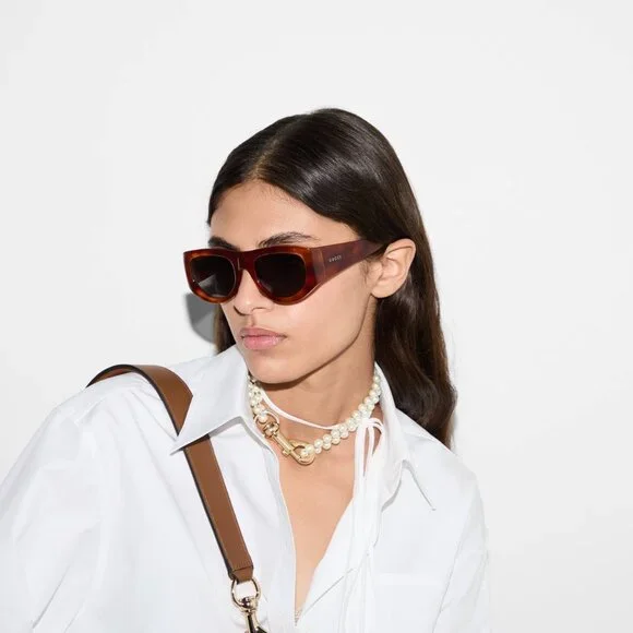 ?️ New Gucci GG1917S 010 Sunglasses - Solid Plum Frame  display picture 2